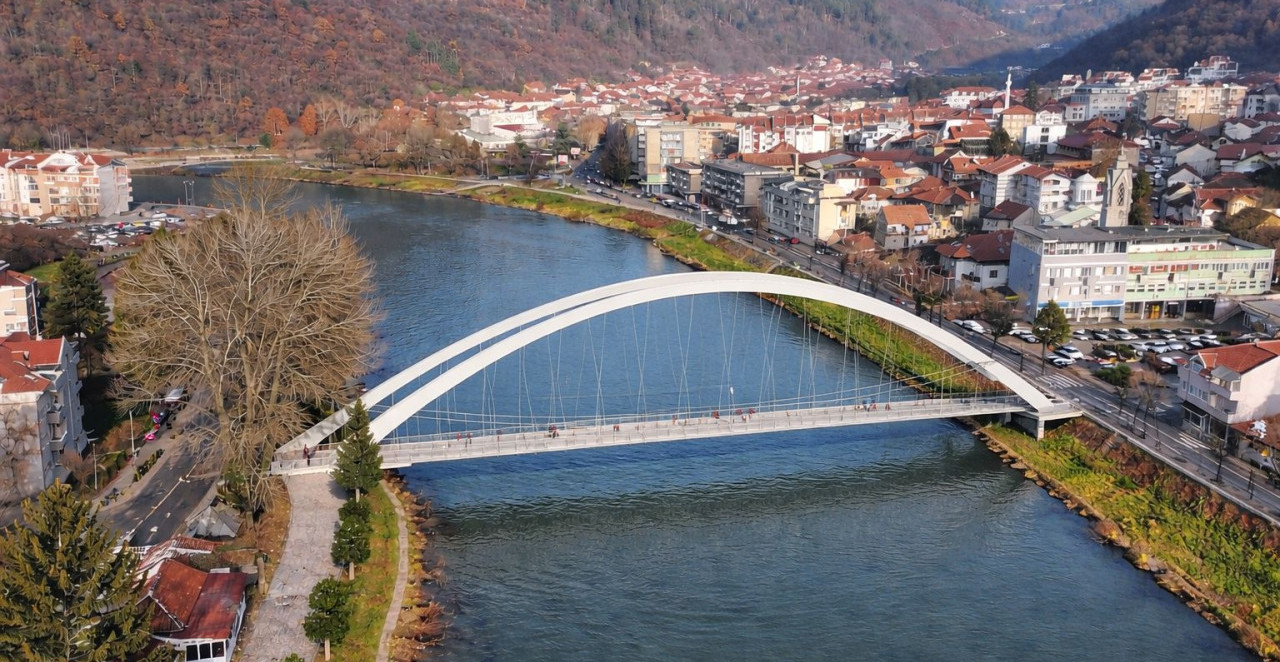 NIČE NOVI SIMBOL GRADA Pogledajte kako će da izgleda viseći most u Prijepolju (FOTO)