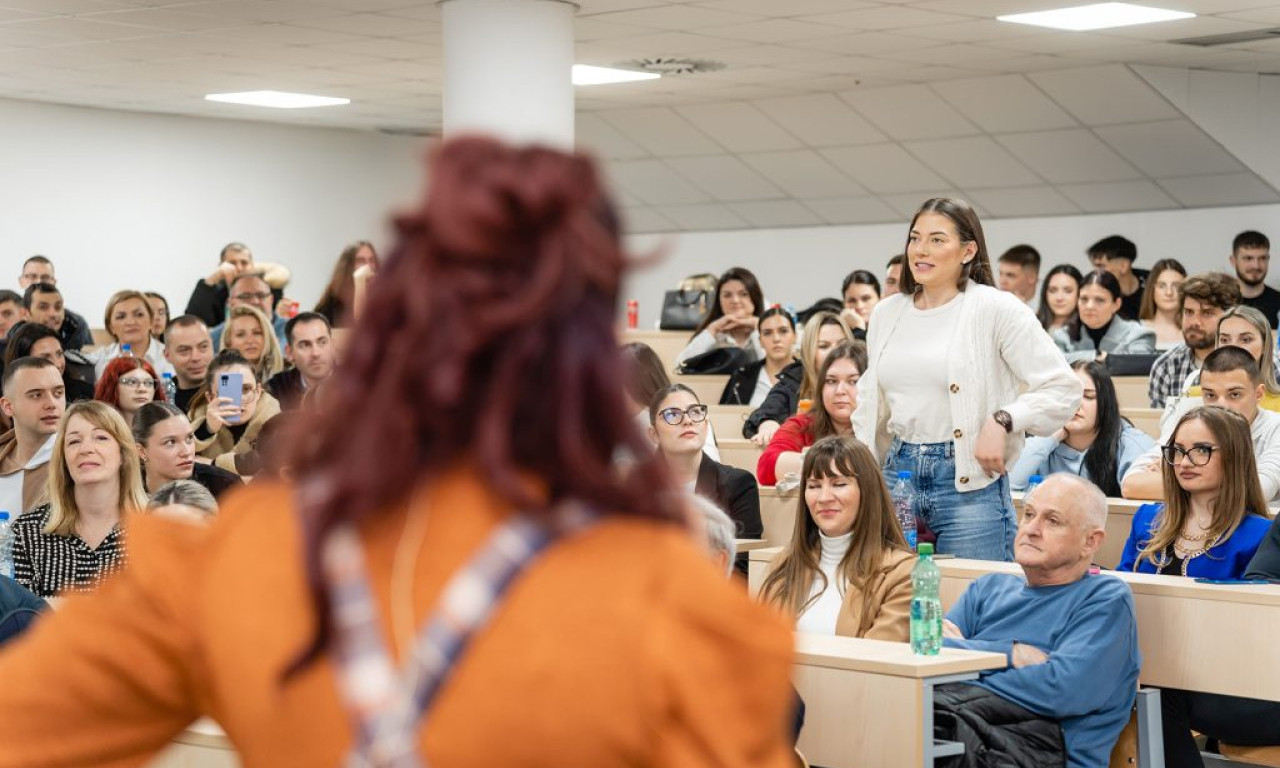 KAKO BITI MLAD I USPEŠAN U SRBIJI Praktični saveti mladih lidera studentima u Beogradu