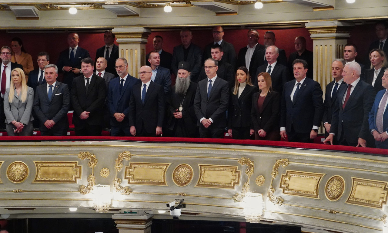 OBELEŽAVANJE DANA SEĆANJA NA POGROM U Narodnom pozorištu komemorativna akademija, prisustvovao premijer Macut