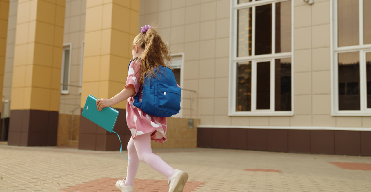 RODITELJI, OBRATITE PAŽNJU! Upis prvaka počinje,  evo šta vas čeka u školi