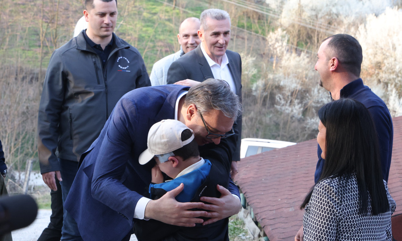 VUČIĆ: Nisam znao da postoje ljudi koji se rugaju bolesnom dečaku jer sam ga zagrlio