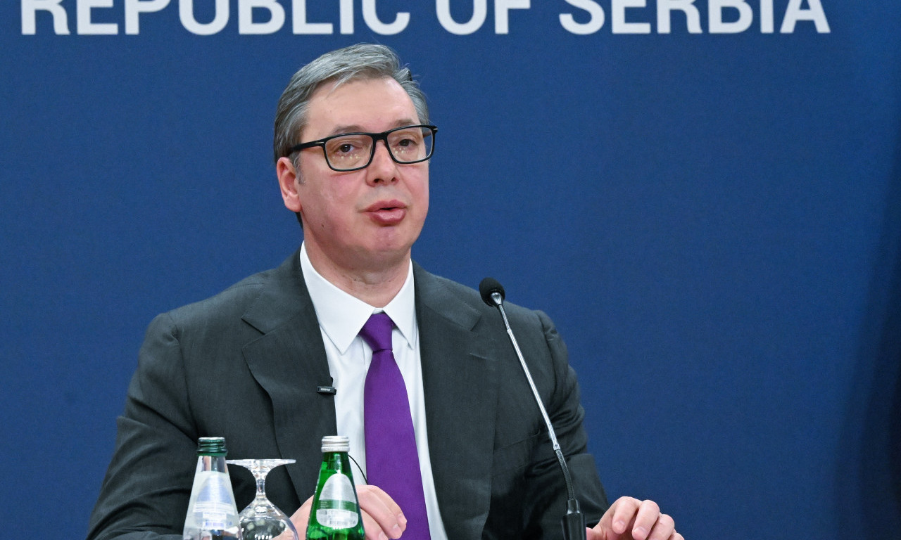 POČINJU KONSULTACIJE Vučić danas sa političkim strankama na Andrićevom vencu