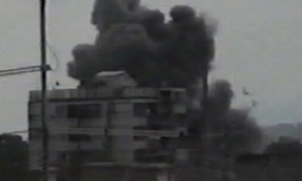 DNEVNIK IZ RATNOG PAKLA TERA SUZE NA OČI! Ilo zapisivao svaki udar tokom NATO agresije: "Ljudi su telima štitili mostove i fabrike"
