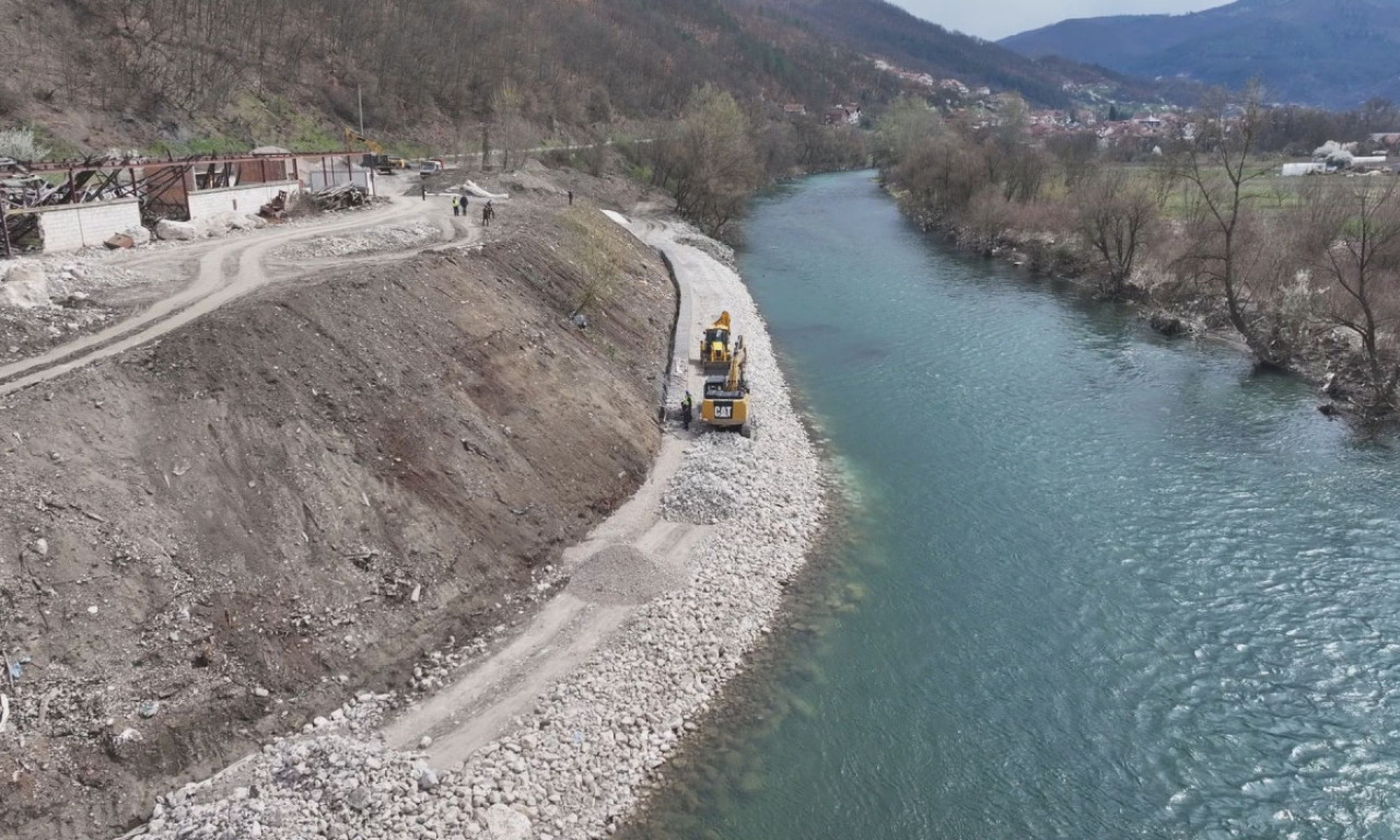 EKOLOŠKA BOMBA PRETI DA POTOPI PRIJEPOLJE! Da li je konačno kraj haosa na Limu? (FOTO+VIDEO)