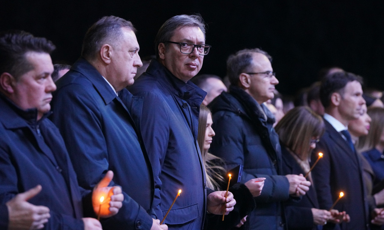 DAN SEĆANJA NA STRADALE U NATO AGRESIJI Više od 10.000 građana na platou u Vranju, prisustvuje i predsednik Vučić (VIDEO)