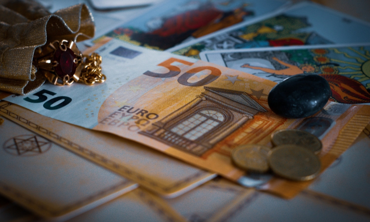 NOVČANI HOROSKOP ZA APRIL 2026: Jedni se bogate, drugi ostaju bez dinara