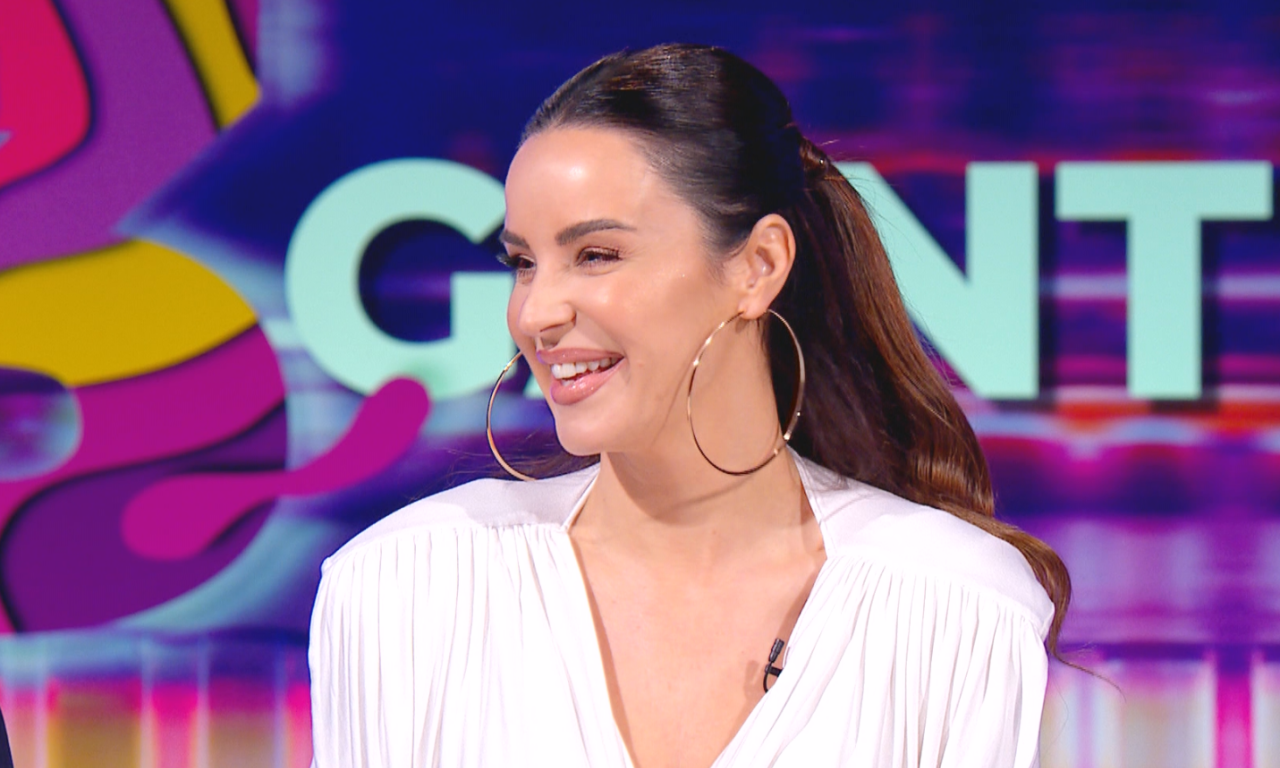 "UVREDILO ME JE, BILA SAM LJUTA" Višnja Petrović otkrila koji pevač je odbio da snimi duet sa njom