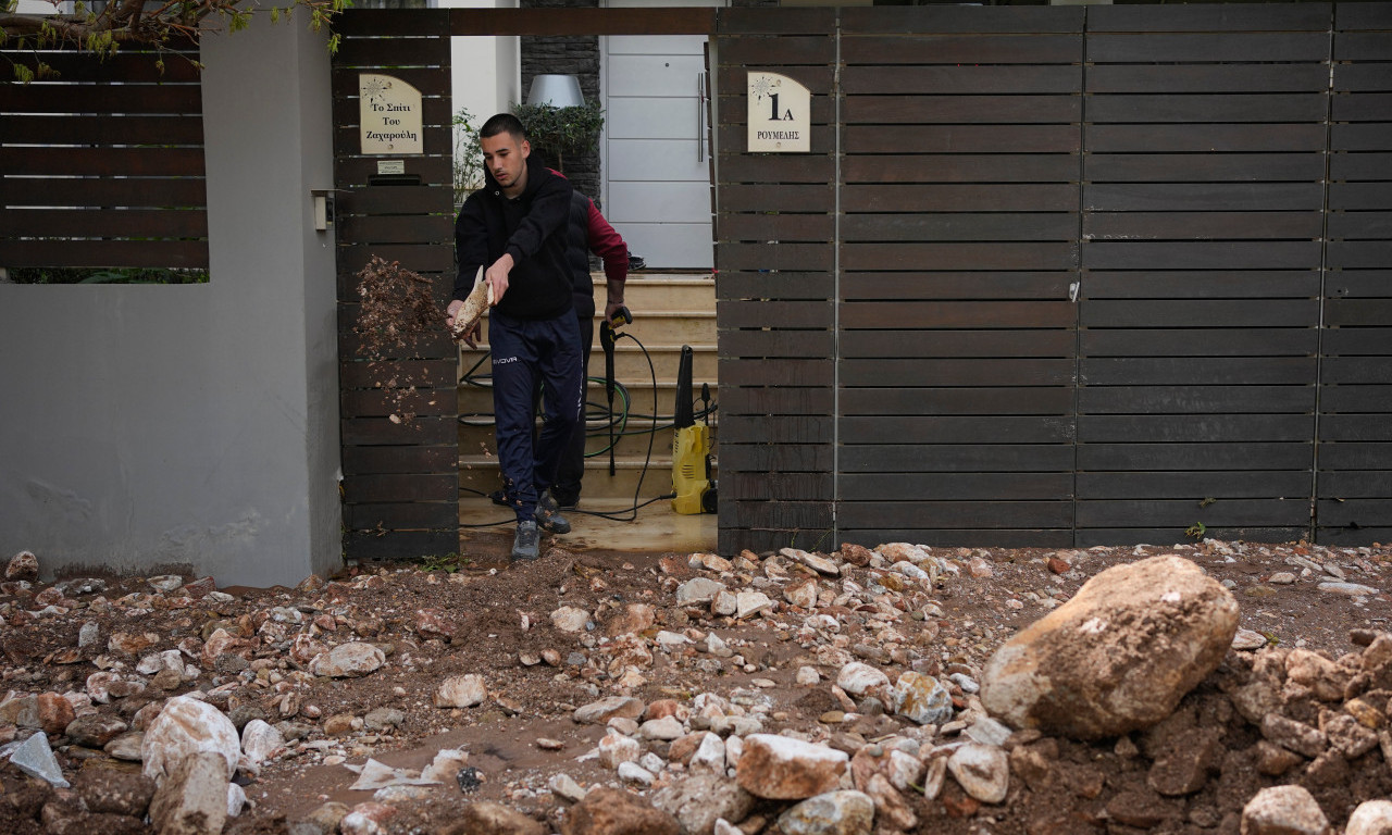 POTOP U GRČKOJ: Oluja "Erminio" nosi sve pred sobom, ima žrtava (FOTO)