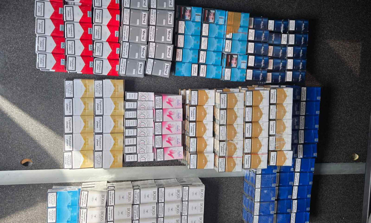 "PAO" ŠVERCER NA GRANICI!  Krio cigarete u specijalnom bunkeru, pa ojadio budžet Srbije (FOTO)