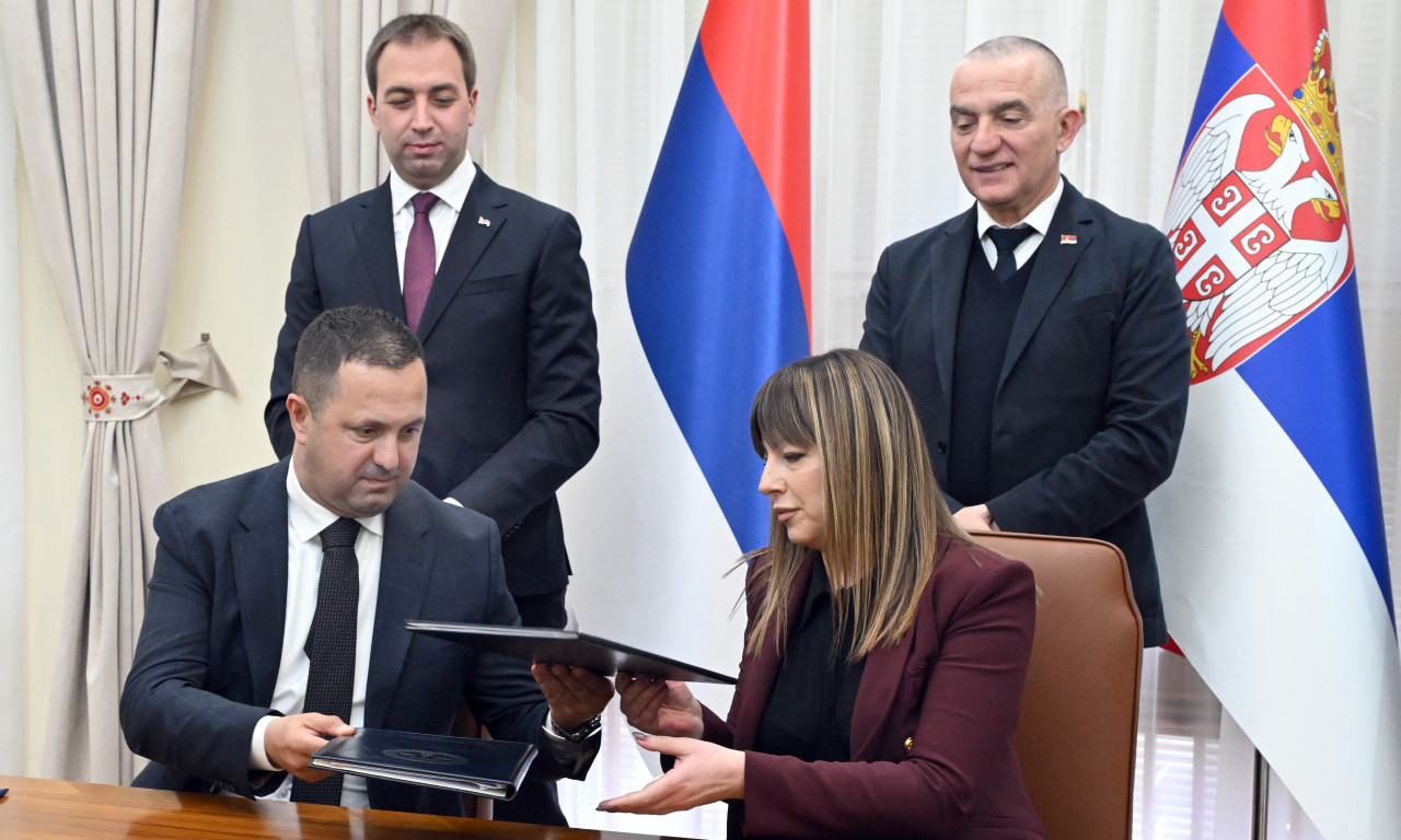 JAVNOBELEŽNIČKE KOMORE SRBIJE I SRPSKE POTPISALE MEMORANDUM O SARADNJI Evo zašto je to dobra vest (FOTO)
