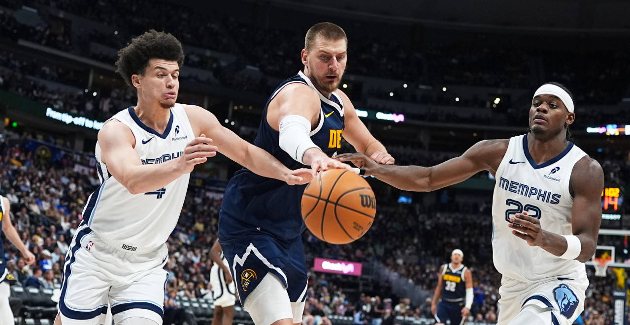 LJUDI, PAŠĆE VAM VILICA! Ovo može samo Nikola Jokić - pogledajte seriju "ludačkih" poteza (VIDEO)