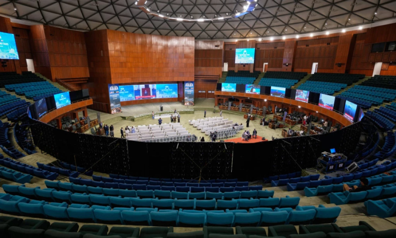 POČELI TRILATERALNI PREGOVORI U ISLAMABADU Iranska delegacija izložila svoje crvene linije