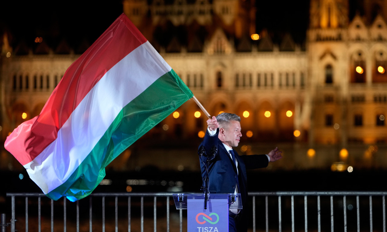 IMAĆEMO DVOTREĆINSKU VEĆINU U PARLAMENTU: Peter Mađar proglasio pobedu na izborima u Mađarskoj (FOTO)