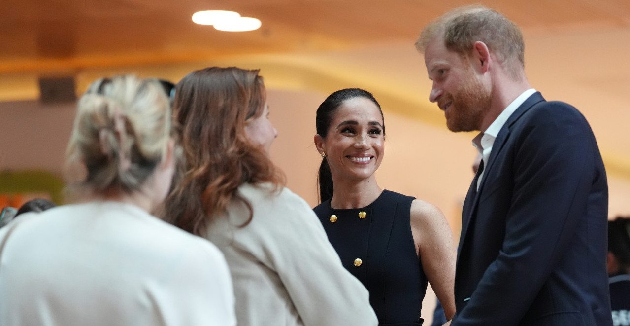 PRINČEVSKI PAR U POSETI AUSTRALIJI Megan Markl u haljini Karen Gi posetila sklonište za žene žrtve porodičnog nasilja