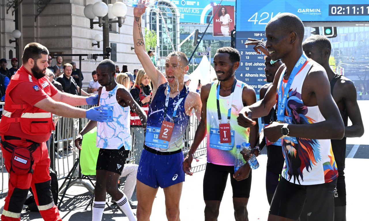 ON JE POBEDNIK 39. BEOGRADSKOG MARATONA! Etiopljanin rekorder, tik iza njega Makedonac - spektakl na cilju (FOTO)