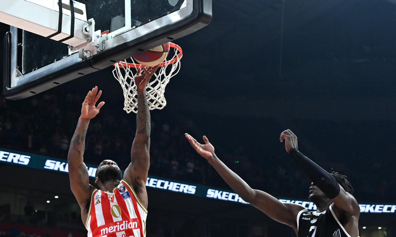 BONGA PREDVODIO "CRNO-BELE": Košarkaši Partizana pobedili Crvenu zvezdu u derbi meču ABA lige