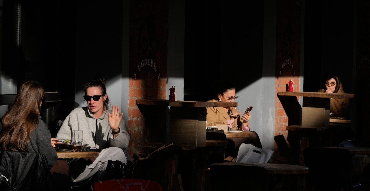 NIKAKO NE POKAZUJTE SREDNJI PRST U RUSIJI Prvi saznajte zašto!