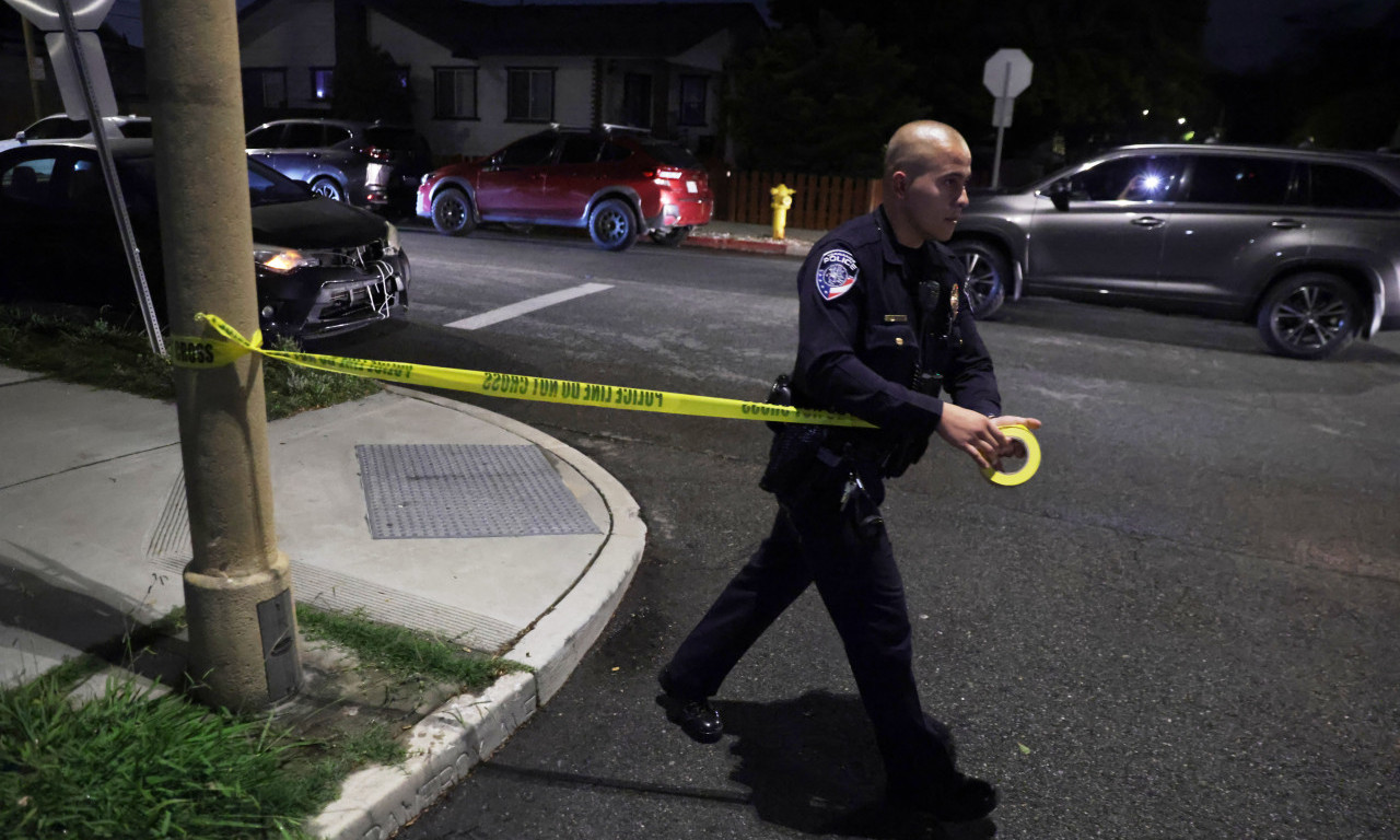 PROFESOR BEZ DOSIJEA PUCAO NA TRAMPA Ko je Kol Tomas Alen koji je izvršio napad na američku elitu? (FOTO)