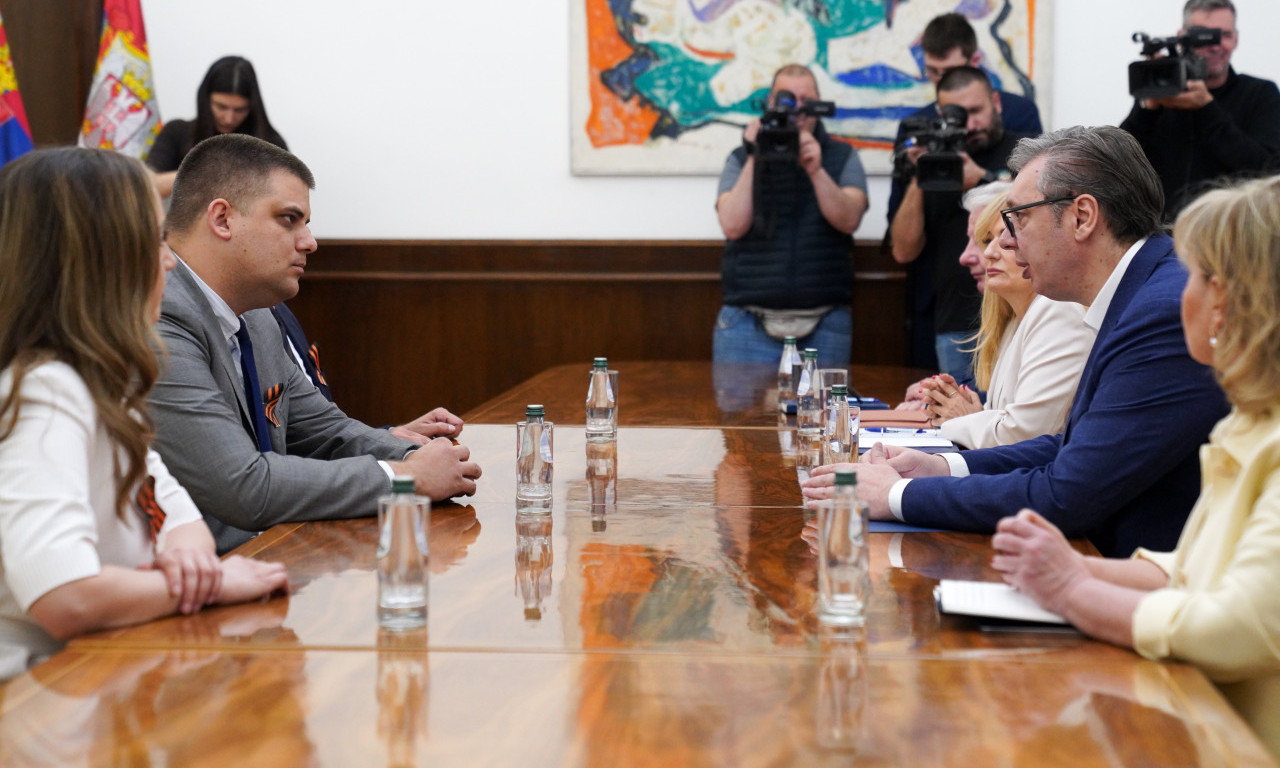 KO JE SA VUČIĆEM PRIČAO O IZBORIMA I PLANOVIMA ZA SRBIJU? Održane konsultacije predsednika sa strankama