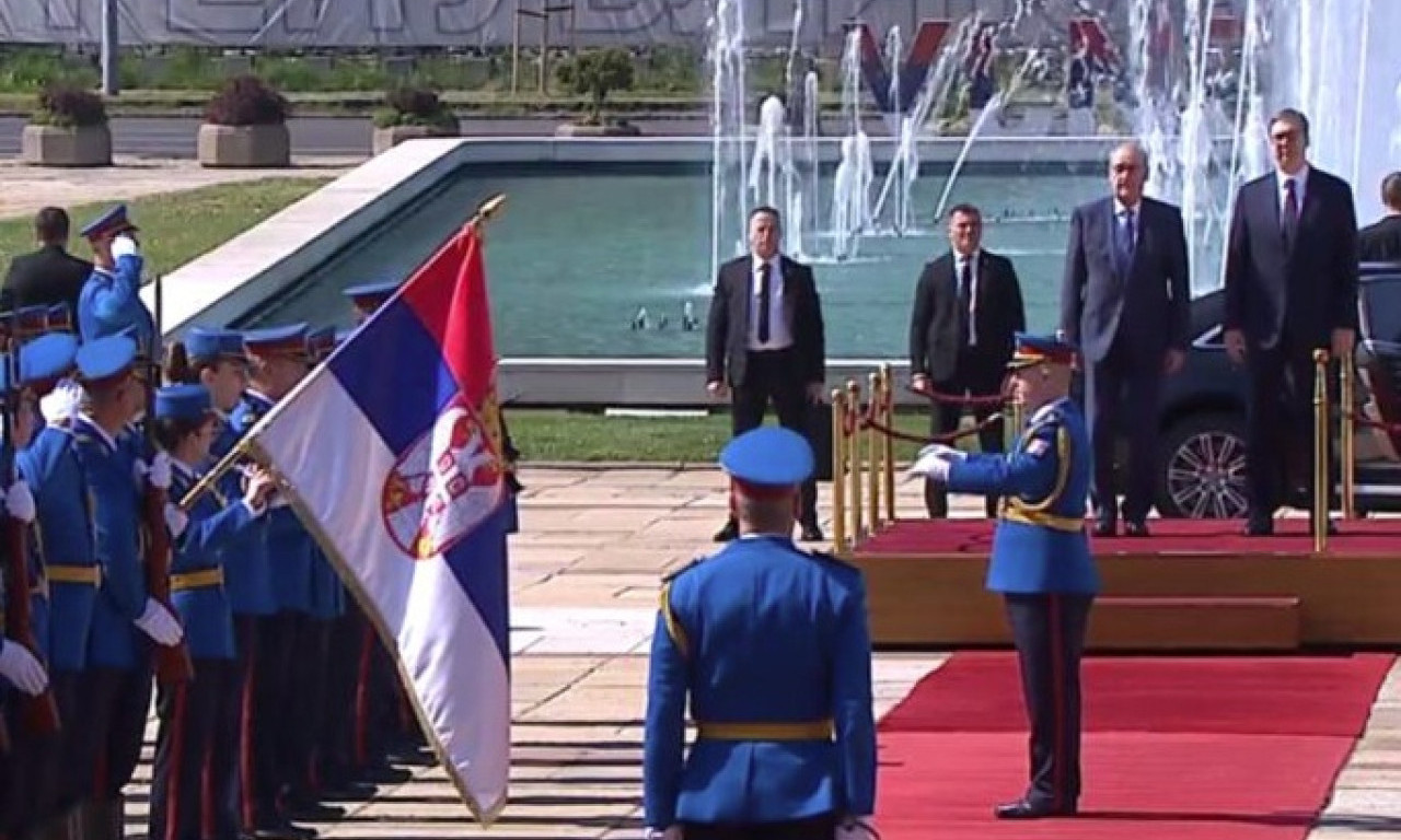 VUČIĆ SA PREDSEDNIKOM ŠVAJCARSKE Svečani doček ispred Palate Srbija uz Gardu i himnu (VIDEO)