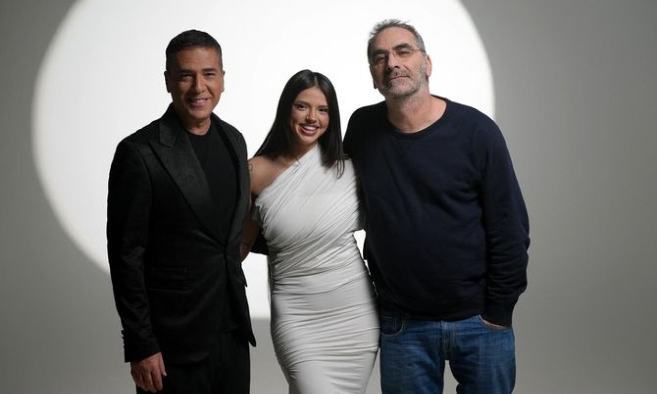 ŽELJKO PONOVO ODUŠEVIO BALKAN Poslušajte novu verziju grčke pesme za Eurosong, a tek kad čujete trube! (FOTO/VIDEO)