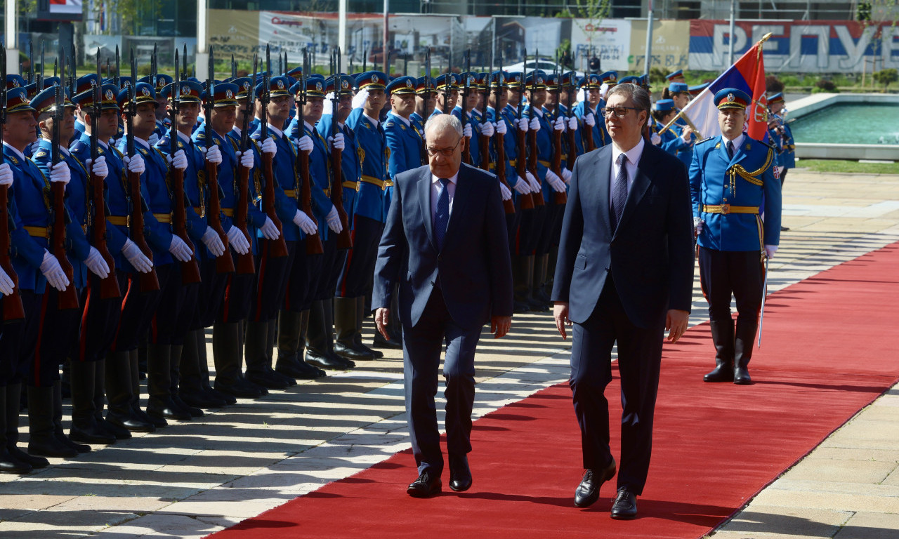 VUČIĆ SA PREDSEDNIKOM ŠVAJCARSKE Gi Parmelan svečano dočekan, u toku je tet-a-tet sastanak dvojice lidera (VIDEO)