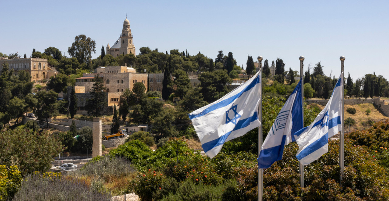 U JERUSALIMU ODRŽANA PROMOCIJA ZBORNIKA O USTAŠKIM ZVERSTVIMA Prisutne je pozdravio ministar Đurić