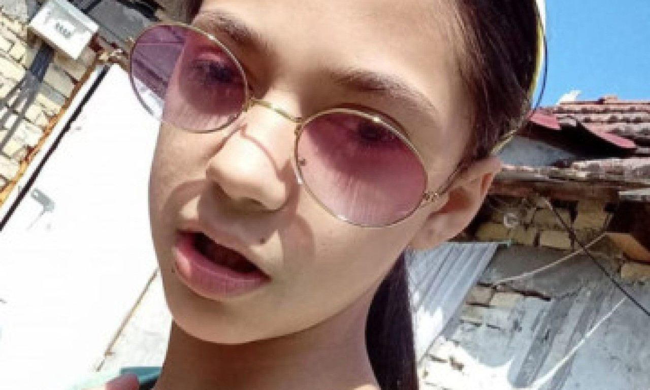 NESTALA DUNJA (15) IZ NOVOG SADA!  Ponovo aktiviran sistem Pronađi me, poslednji put viđena u Inđiji (FOTO)