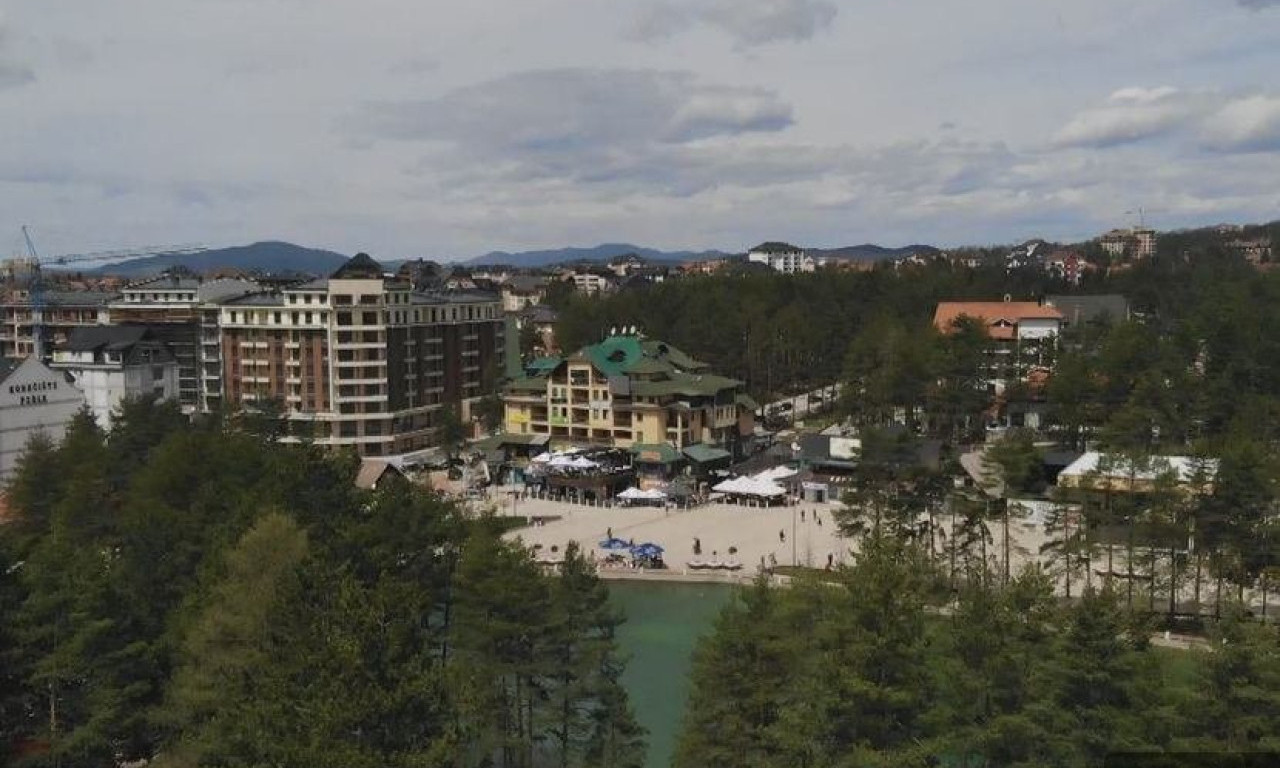 SIGURNO ZNATE NEKOG KO JE ZA VIKEND BIO NA ZLATIBORU! Zavrteće vam se kada vidite koliko turista je ovde slavilo 1. maj