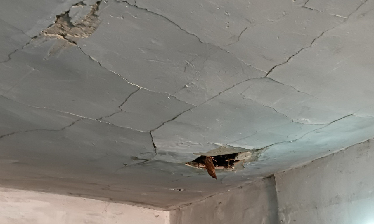 "BILO JE GROZNO, ČULO SE RAZBIJANJE ČAŠA": Zemljotres u komšiluku - ljudi skakali iz kreveta!