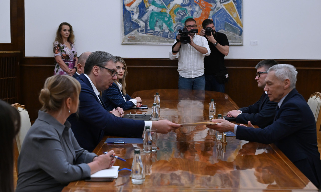 VUČIĆ POSLAO PISMO PUTINU Predsednik Srbije se sastao sa Bocan-Harčenkom, ovo su detalji razgovora (FOTO)