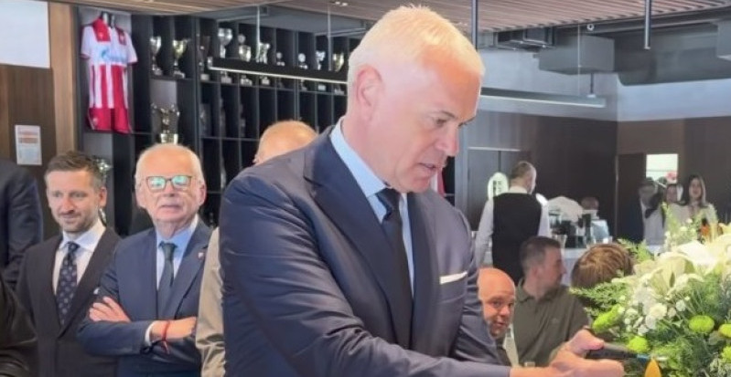 ZVEZDA PROSLAVILA ĐURĐEVDAN! Rukovodstvo i legende kluba na obeležavanju krsne slave (VIDEO)