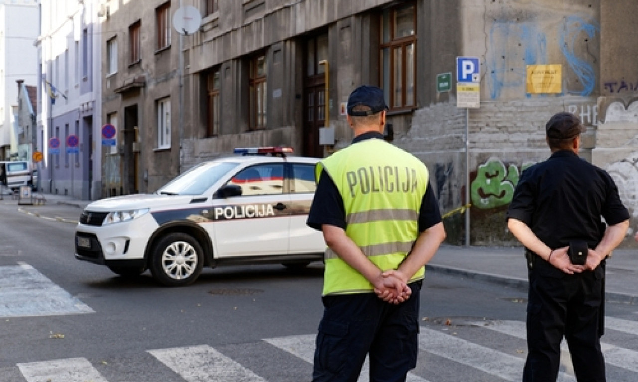 POLICAJCI SA DUGIM CEVIMA NA ULICAMA Meta je zvaničnik! Pretresi širom Živinica
