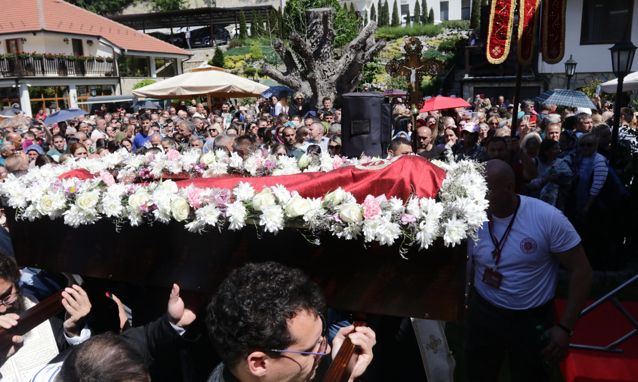 MOŠTI SVETOG ZOSIMA PONOVO U LITIJI Tumane obeležava veliki jubilej vere i čuda (VIDEO)