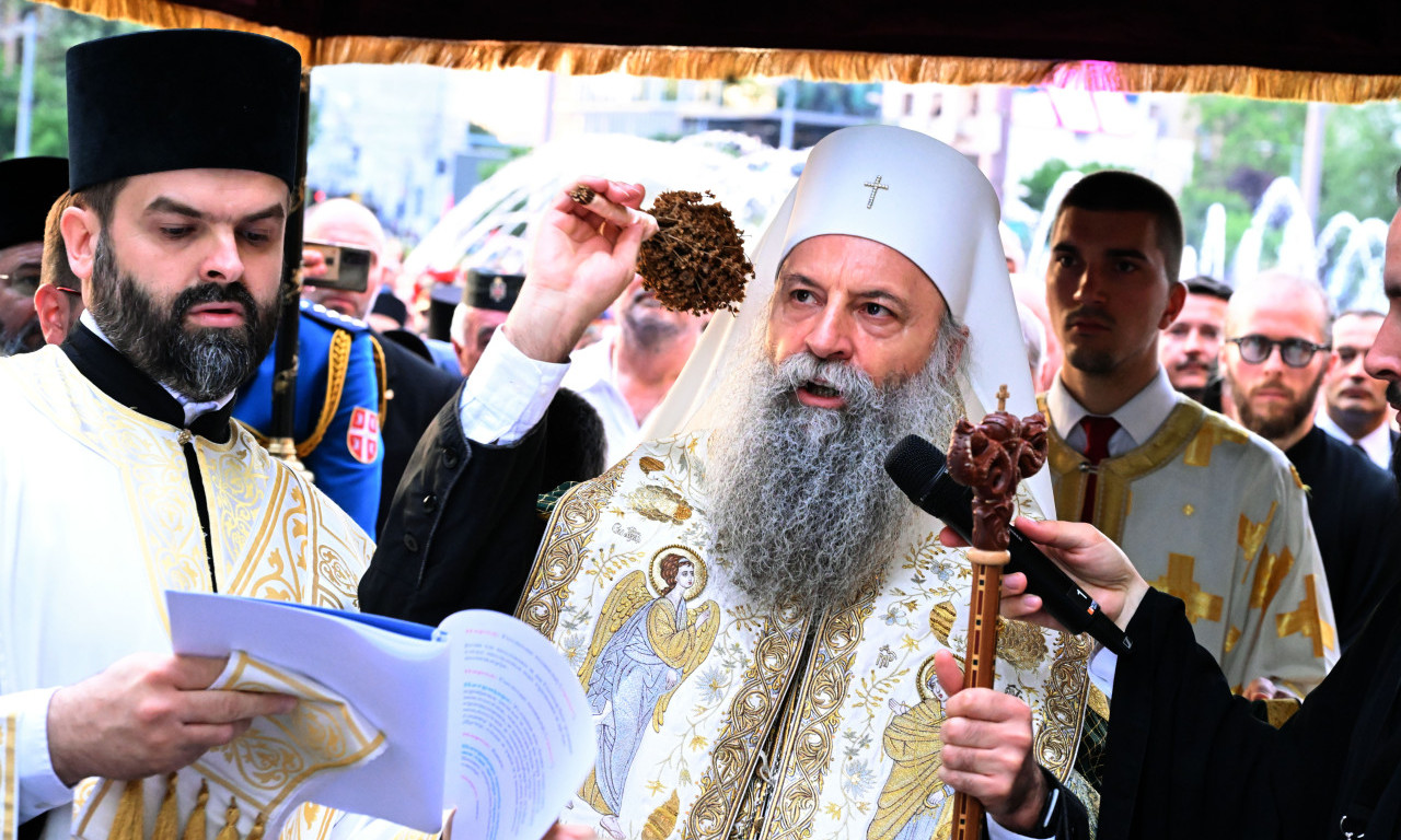 ODRŽANA MOLITVA: Spasovdanska litija stigla do Slavije (FOTO)