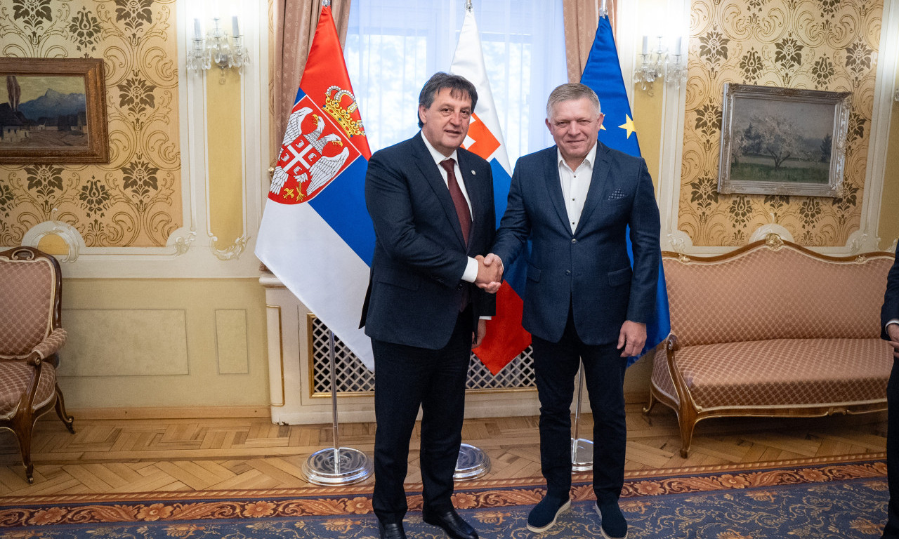 GAŠIĆ SA FICOM U BRATISLAVI Srbija i Slovačka spremne za jačanje saradnje