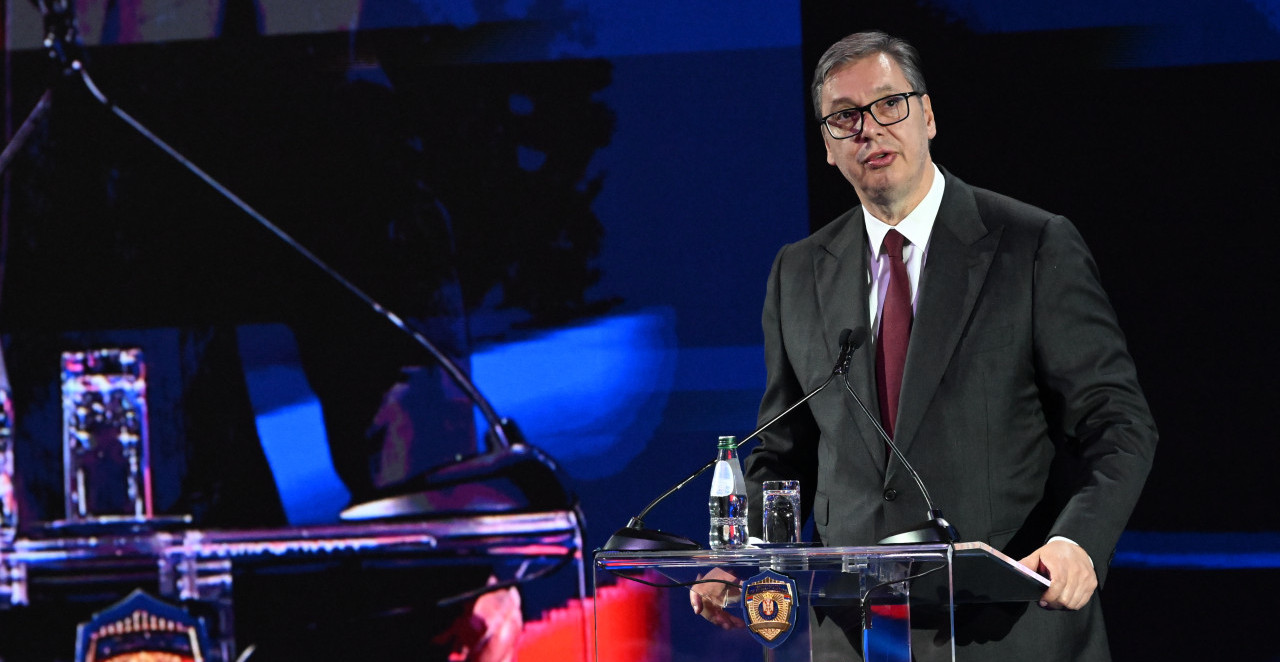 PREDSEDNIK VUČIĆ POVODOM DANA MUP I POLICIJE: "Vi ste stub države, najčasniji poziv za hrabre" (VIDEO)