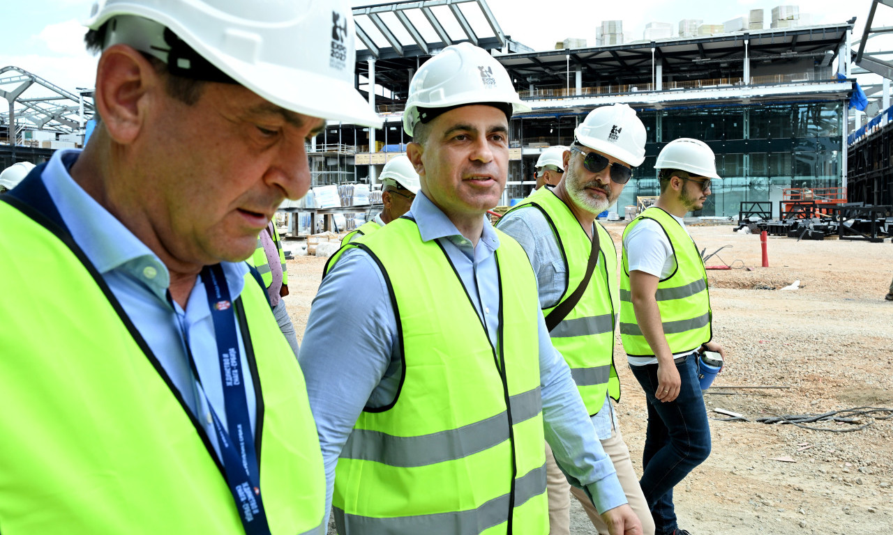 MILIĆEVIĆ OKUPIO DIJASPORU NA GRADILIŠTU EKSPA: Srbi van Srbije treba da budu promoteri istorijskog događaja