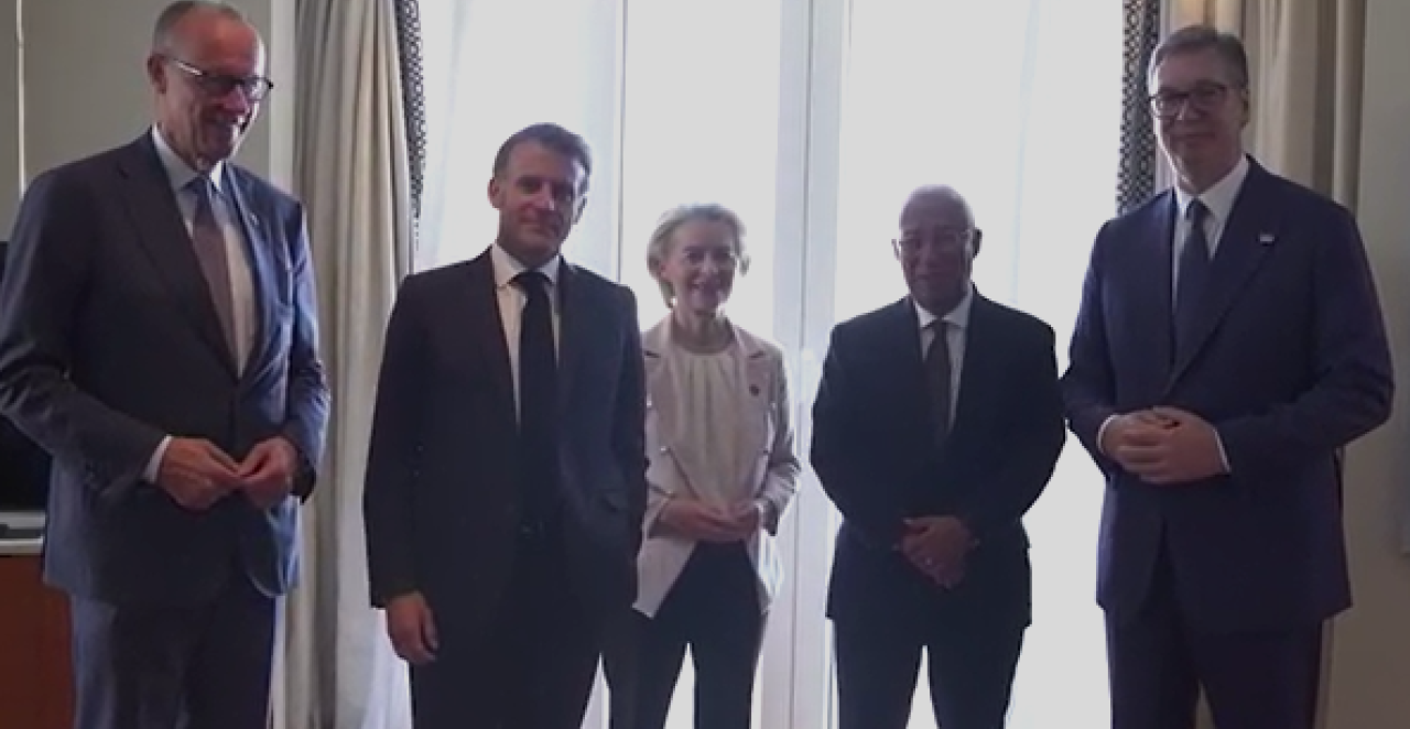 SAMIT KOJI MOŽE DA PROMENI REGION Vučić sa Makronom, Fon der Lajen, Koštom i Mercom (VIDEO)