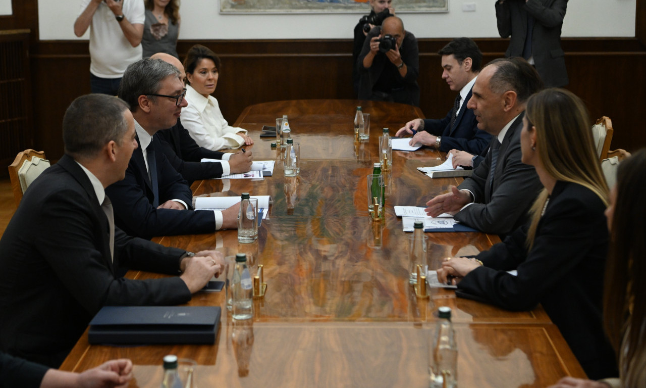 "POSTOJE VELIKI POTENCIJALI ZA JOŠ JAČE PARTNERSTVO" Vučić nakon sastanka sa Gerapetritisom: Još jedna potvrda istinskog prijateljstva Srbije i Grčke (FOTO)