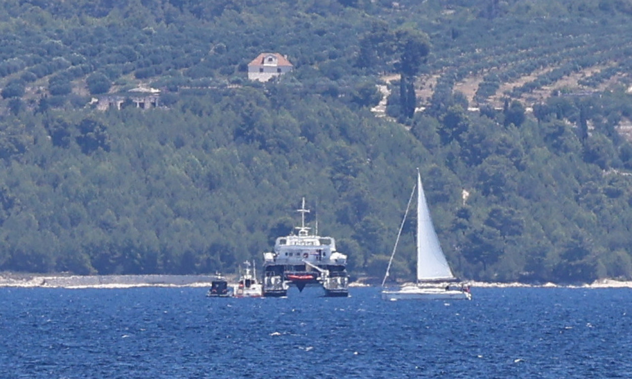 TEŠKA NESREĆA U HRVATSKOJ: Tri osobe poginule, jedna nestala u sudaru katamarana i jedrilice (FOTO)