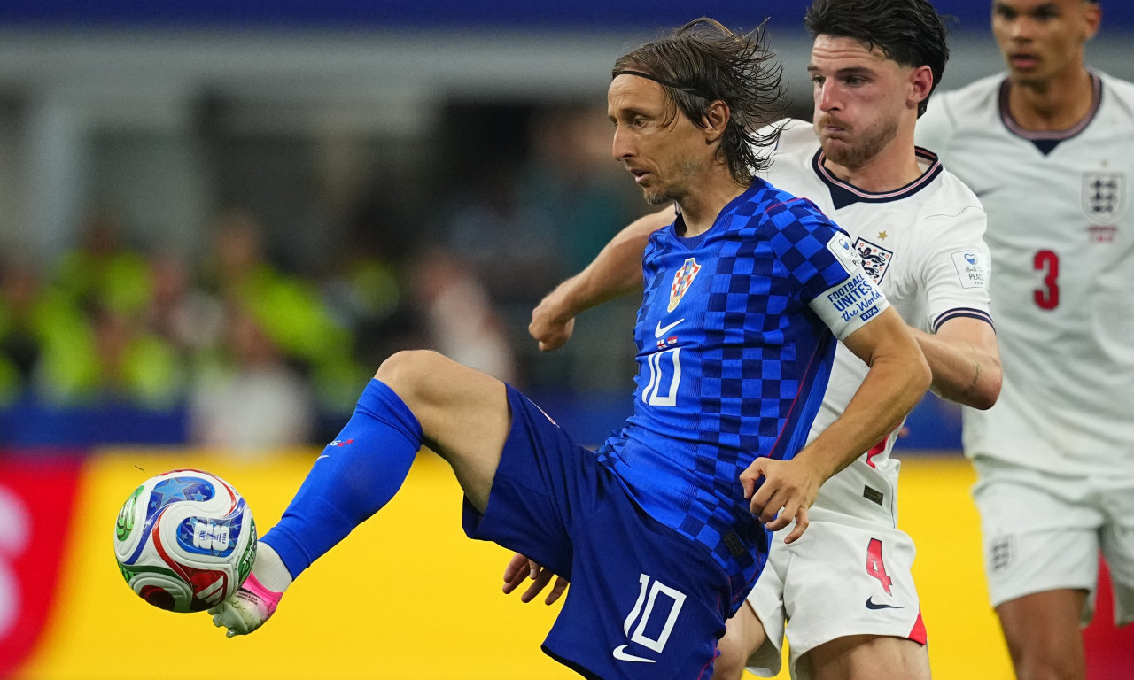 HRVATI ISPLJUVALI SVOJE FUDBALERE POSLE PORAZA NA MUNDIJALU: "Grozni smo, na prvom mestu Modrić! Najgori!"