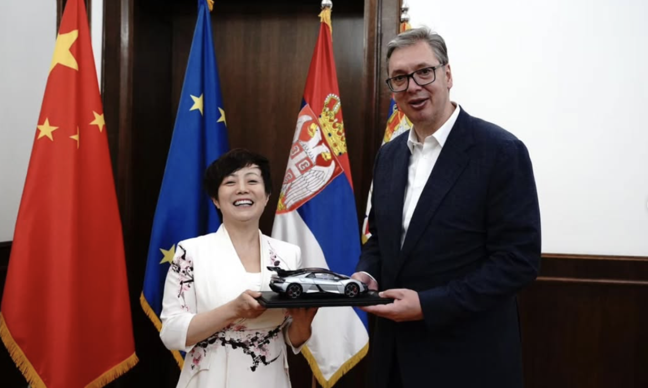 POGLEDAJTE KAKO IZGLEDA AUTO KOJI IDE 496 KM NA SAT! Vučić oduševio novim vestima - evo koga je pozvao na Expo 2027