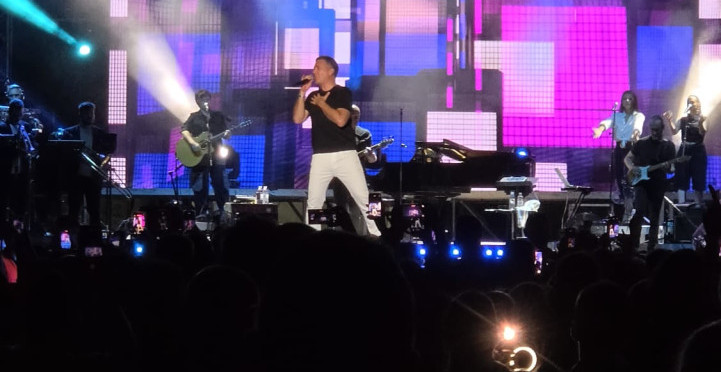 OSTAO SAM BEZ TEKSTA: Željko Joksimović nakon koncerta u Banjaluci otkrio šta ga je dirnulo: "Ovo mi znači" (FOTO/VIDEO)