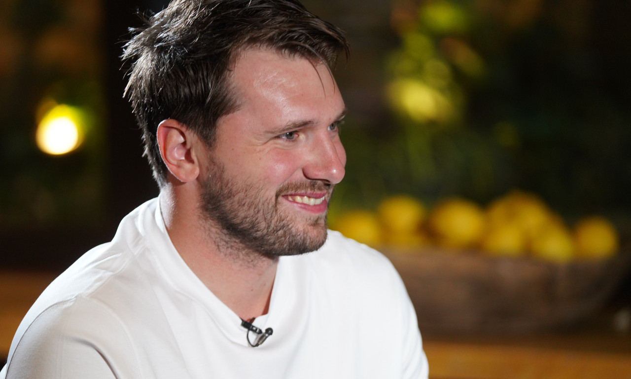 RANO JE ZA CRVENU ZVEZDU: Luka Dončić o Nikoli Jokiću, košarkaškim uzorima i planovima za budućnost (FOTO/VIDEO)