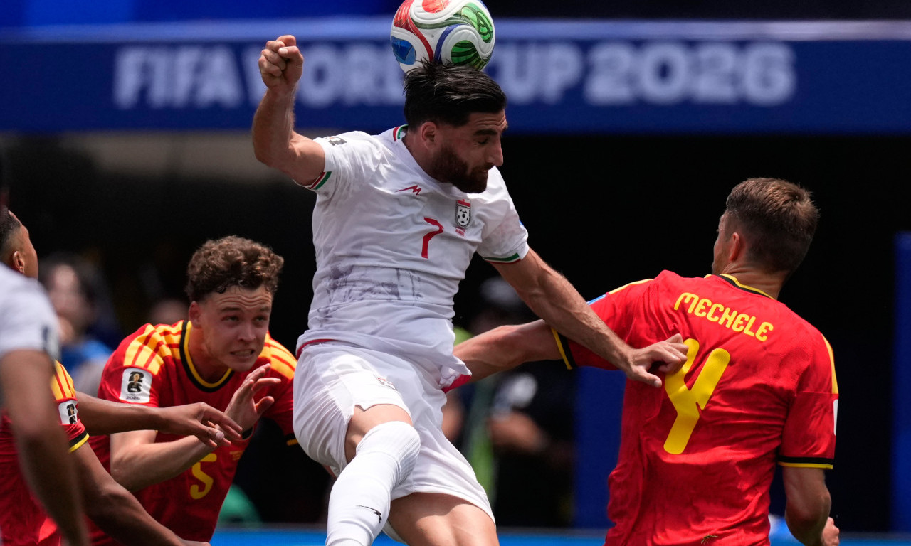 PODELILI BODOVE: Remi fudbalera Belgije i Irana na Svetskom prvenstvu (FOTO)