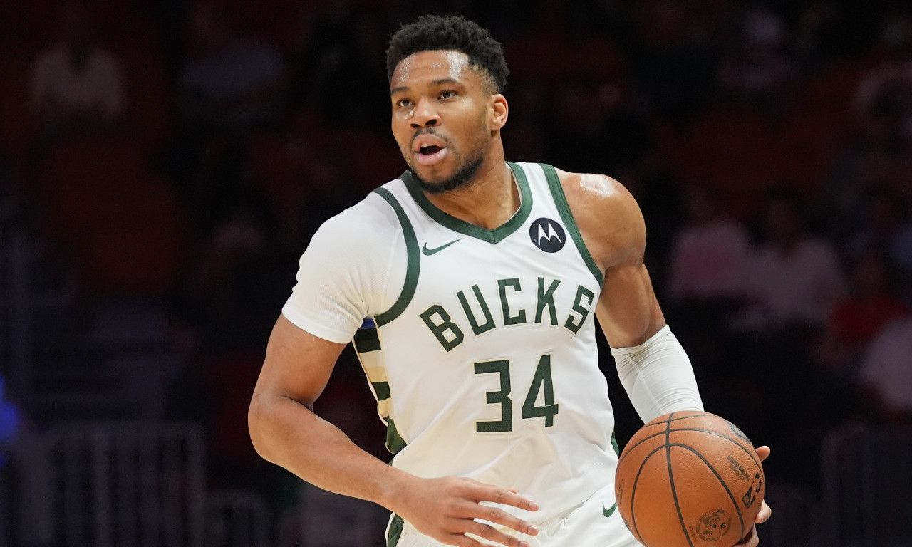 ZEMLJOTRES U NBA! Trejdovan Janis Adetokumbo