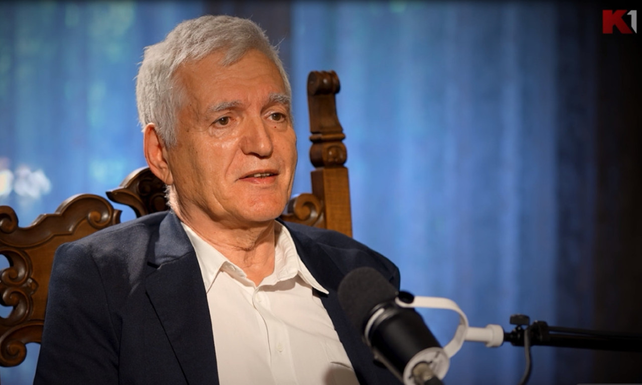 ZORAN AVRAMOVIĆ U PODKASTU "PERSPEKTIVE": Univerzitet je već pola veka u tajnom braku sa politikom