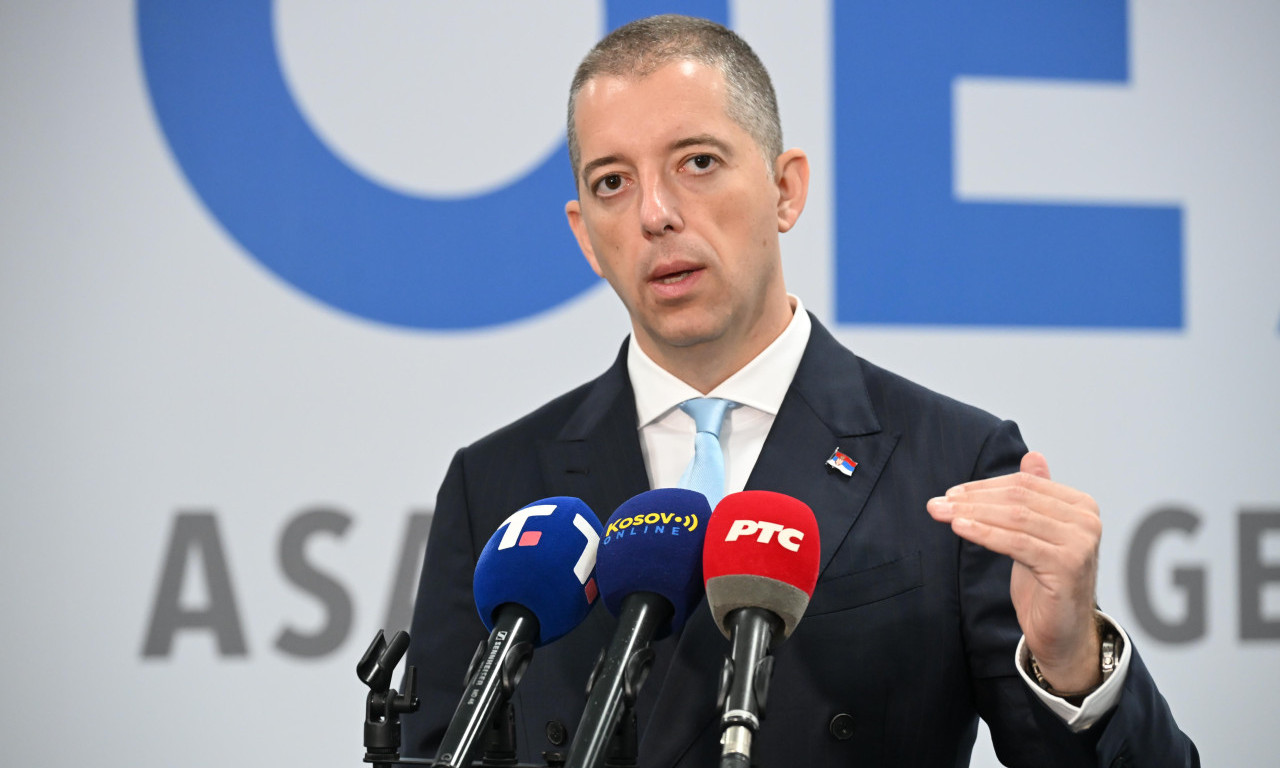 MINISTAR ĐURIĆ SAOPŠTIO DOBRE VESTI: Potpisan je sporazum, građani Srbije mogu da putuju u ovu zemlju bez viza! (FOTO)