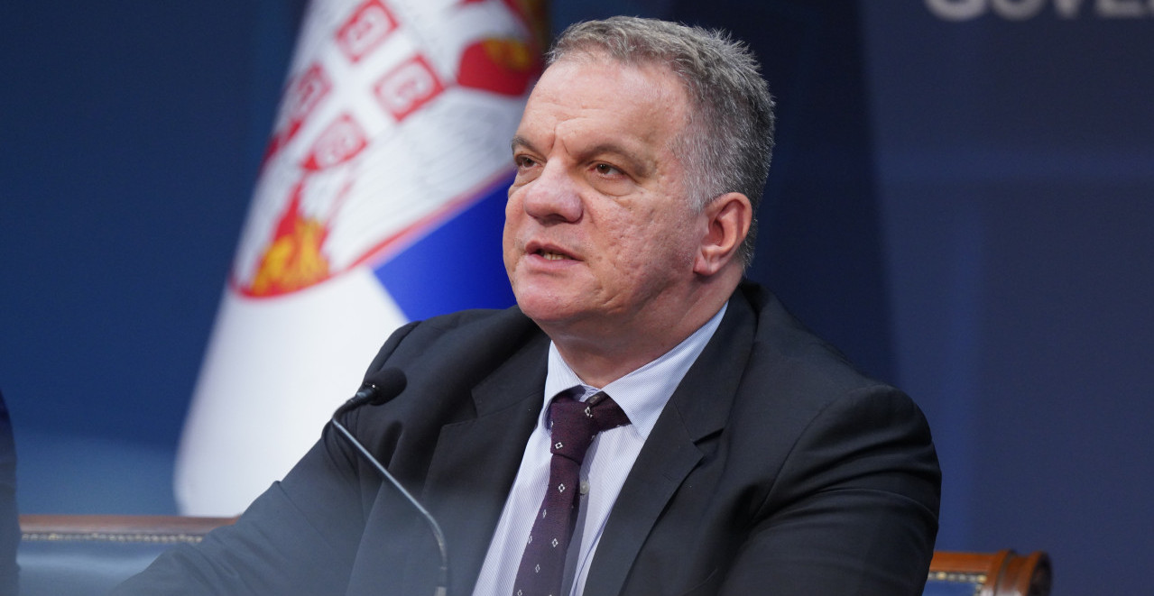 ŠTA ČEKA ĐAKE U NOVOJ ŠKOLSKOJ GODINI? Ministar Stanković prelomio: "Sve drugo je nezakonito i biće sankcionisano"